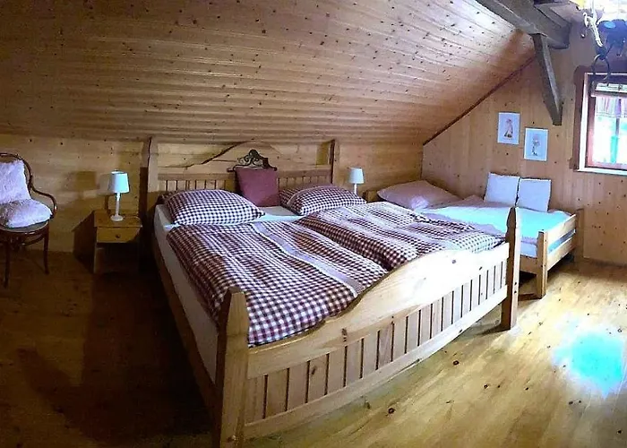 Chaloupka Kralovstvi *